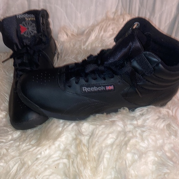 Women’s U.S.A Size 8 Black Freestyle Hi Tops Classic - Picture 3 of 11